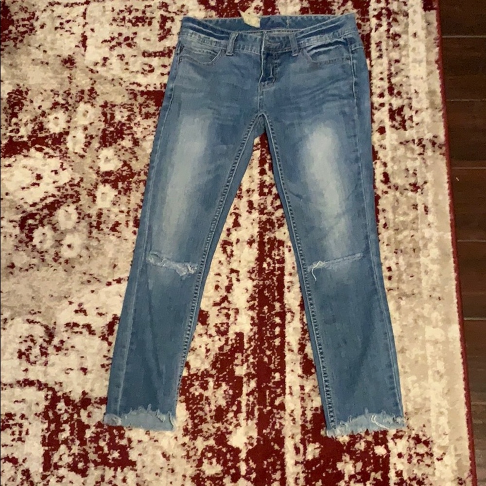 Free people raw hem cropped jeans